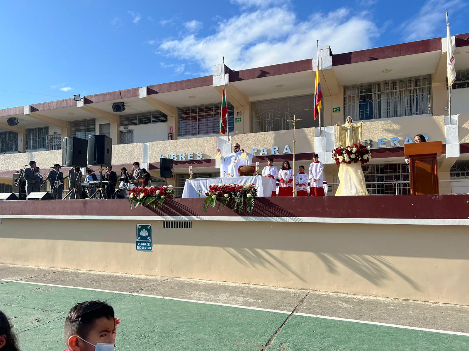 Bienvenidos a la Unidad Educativa Fiscomisional Tirso de Molina